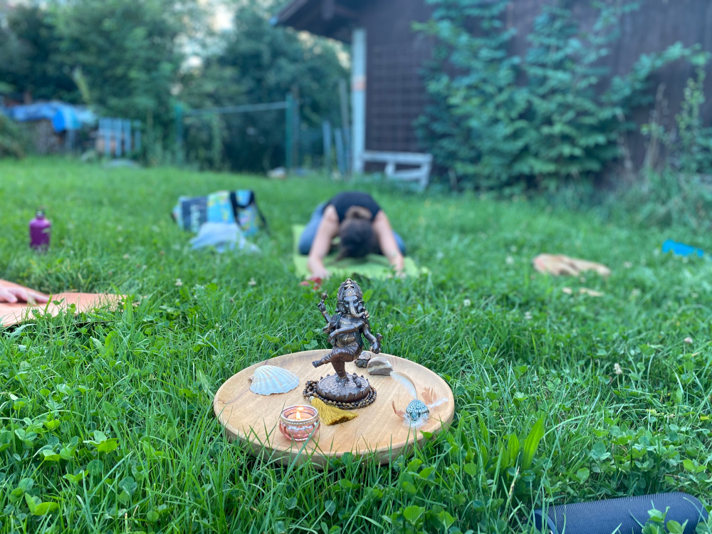 Outdoor Yoga in Oberankenreute